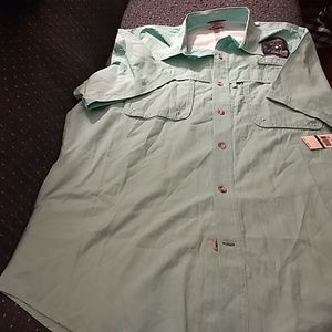 Izod S/S Surfcast shirt. XL. Light Green. Unworn